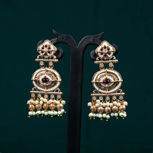 Noor Heritage Pearl Pendant Necklace Set