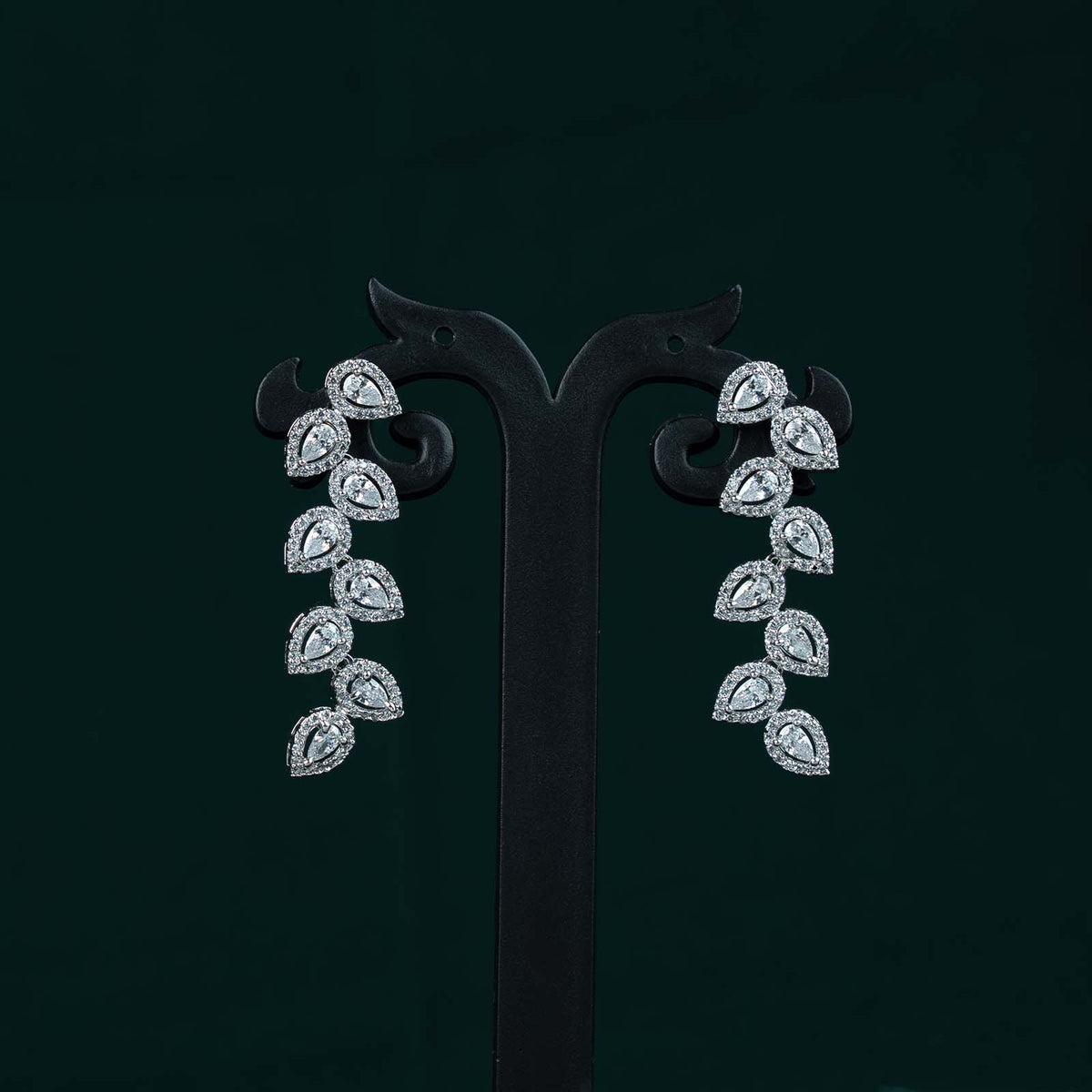 Tara Silver AD Pear Leaf Cluster Necklace Set