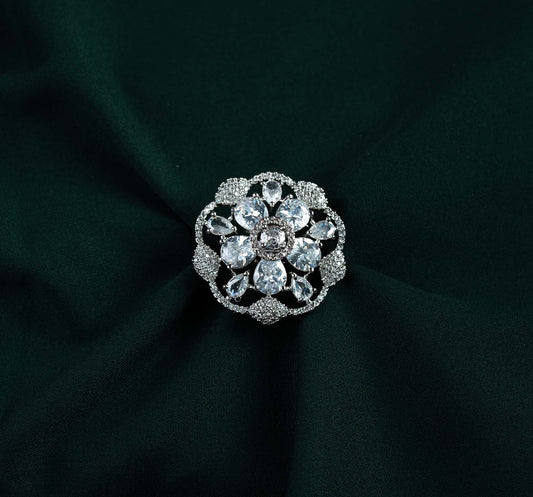 Ashtitva Aurora Oval Cluster AD Statement Ring