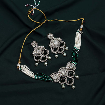 Zoya Antique Gold Kundan Polki Emerald Choker Necklace Set