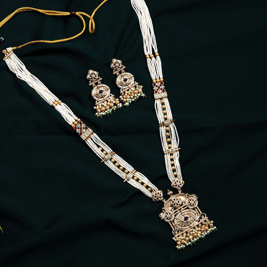 Noor Heritage Pearl Pendant Necklace Set