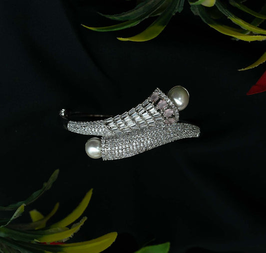 Aura Pink Stone Pearl Crossover AD Kada
