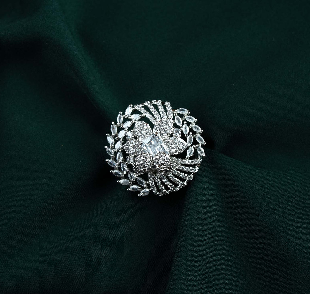 Solitaire Marquise Vortex AD Statement Ring