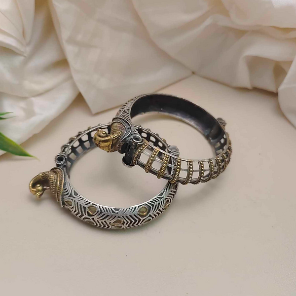 Imperial Two-Tone Oxidised Kada Set – Vintage Bridal Bangles